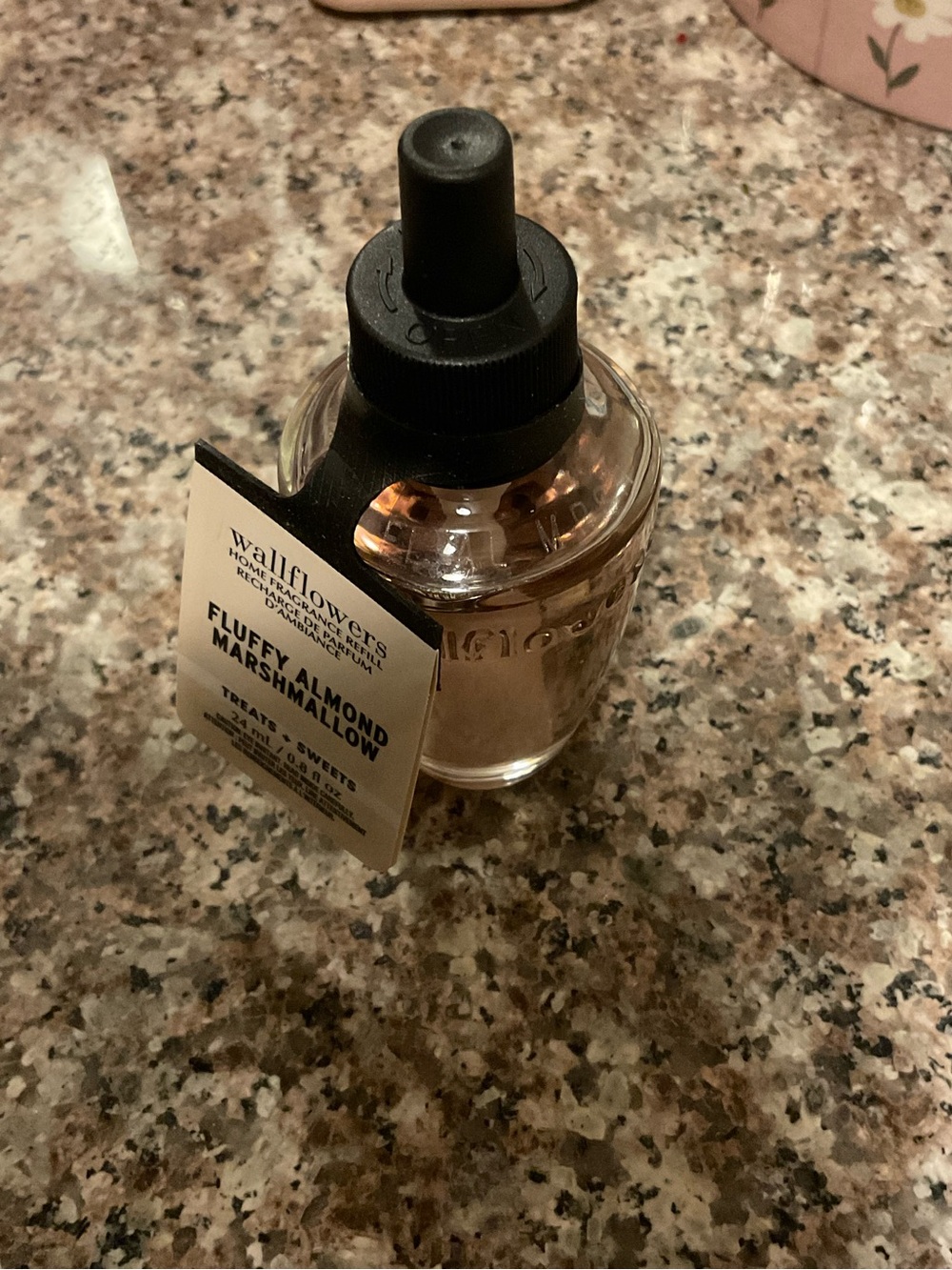 Wallflowers Plug-In Fragrance Refill - Fluffy Almond Marshmallow (Light Amber)